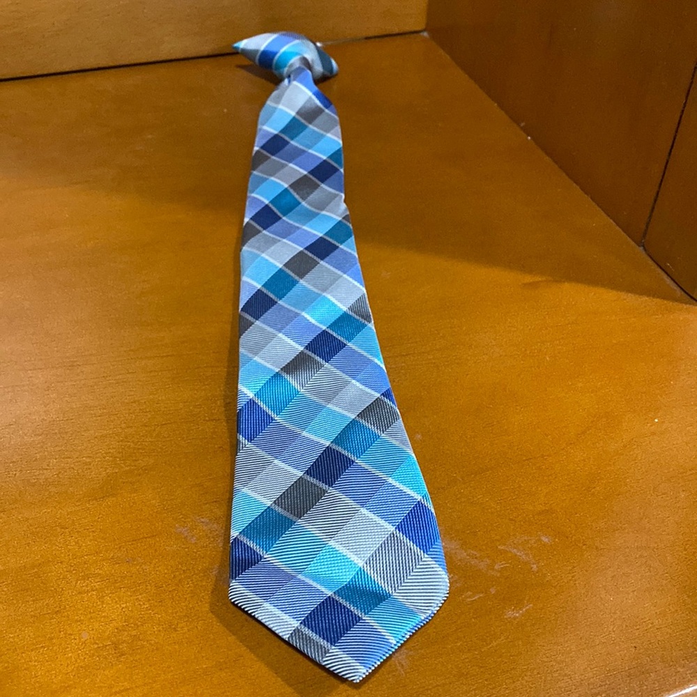 Boys checkered theme Blue Clip on tie